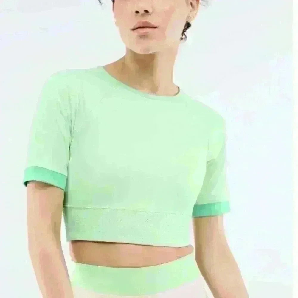 Fabletics‎ Womens Mint Green Short Sleeve Crop Top Perforated Hem Activewear S